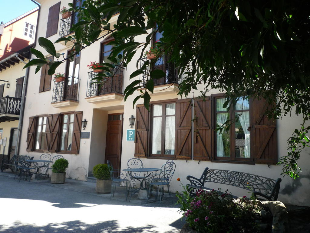 Hotel Casa Es Neres Les Exteriér fotografie