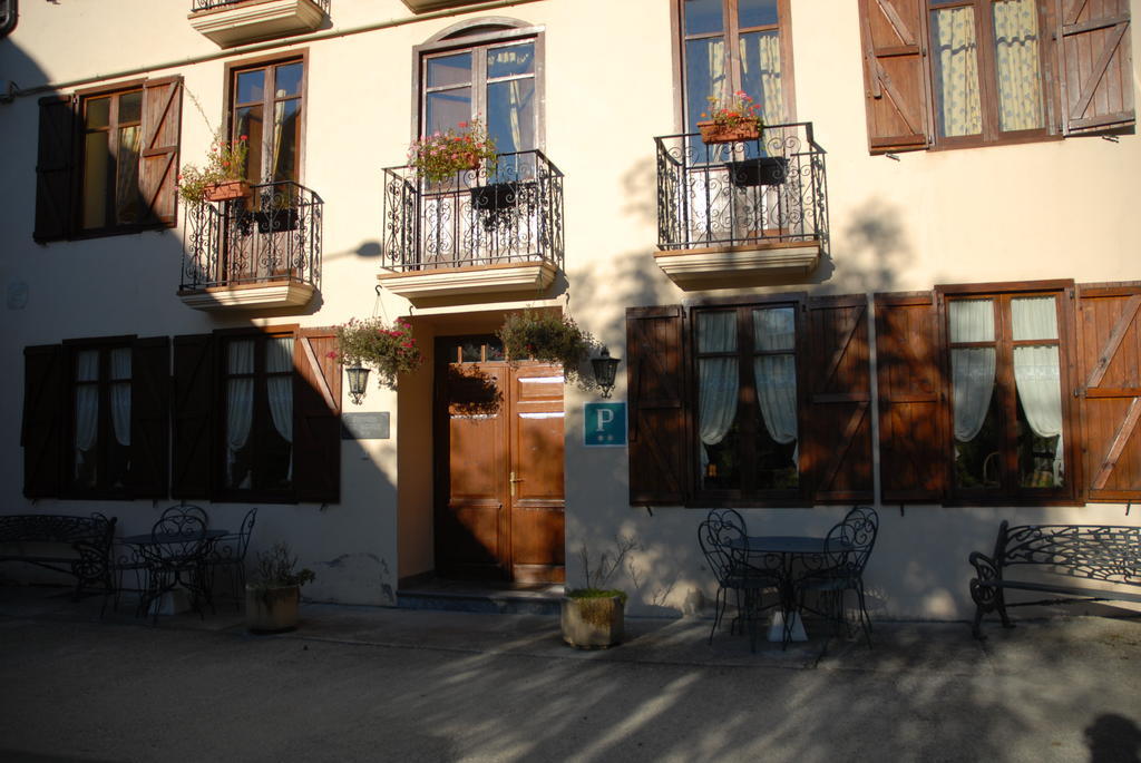 Hotel Casa Es Neres Les Exteriér fotografie